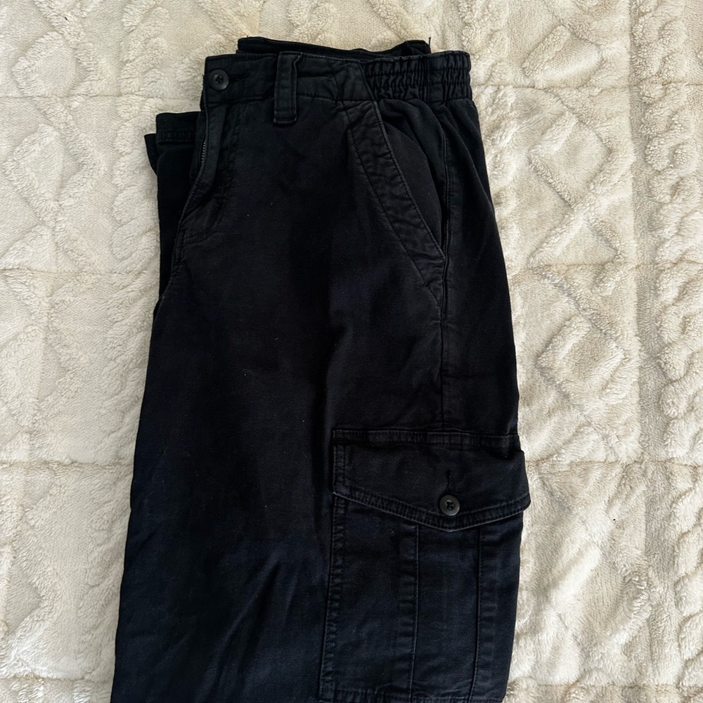 American Eagle Women’s Black Cargo Pants